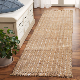 Safavieh Natural Fiber NF813A / Bleach Area Rug Room Scene Feature