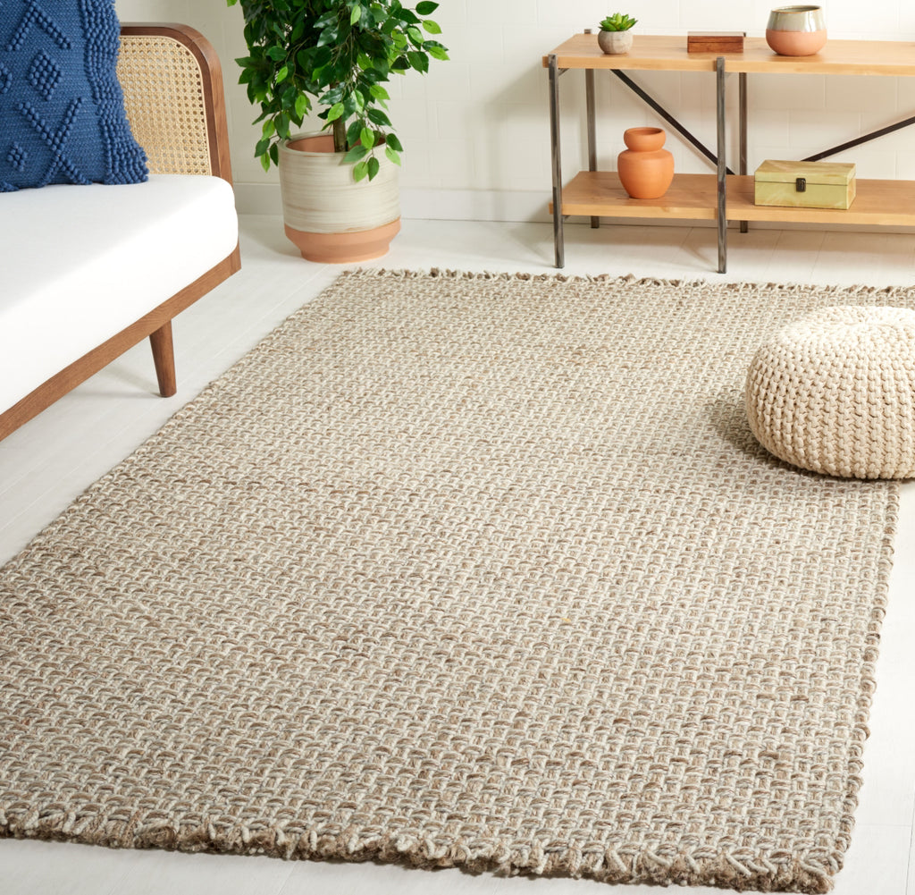 Safavieh Natural Fiber NF819A / Grey Area Rug Room Scene Feature