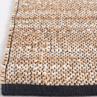 Safavieh Natural Fiber NF832A / Black Area Rug Detail