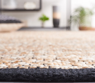 Safavieh Natural Fiber NF832A / Black Area Rug Detail