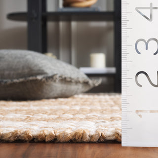 Safavieh Natural Fiber NF841A / Bleach Area Rug Detail