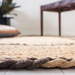 Safavieh Natural Fiber NFB260T / Brown Area Rug Detail