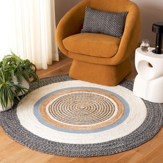 Safavieh Natural Fiber NFB527Z Black / Ivory Area Rug Room Scene