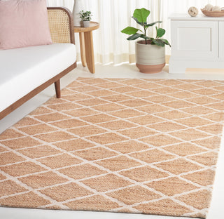 Safavieh Natural Fiber NFB657A / Ivory Area Rug Room Scene