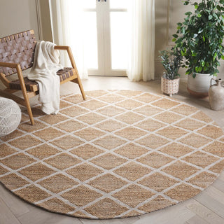 Safavieh Natural Fiber NFB657A / Ivory Area Rug Room Scene Feature