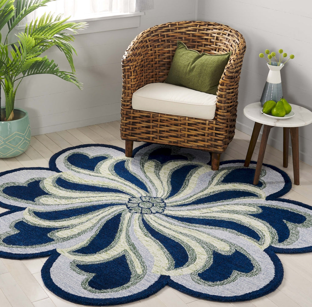 Safavieh Novelty NOV107N Navy / Green Area Rug Room Scene Feature