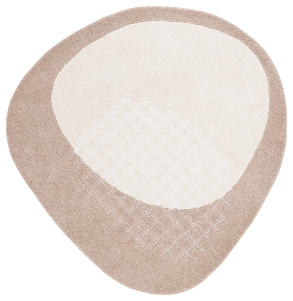 Safavieh Novelty NOV152B Beige / Ivory Area Rug main image