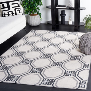 Safavieh Odyssey ODY818 Ivory / Grey Area Rug