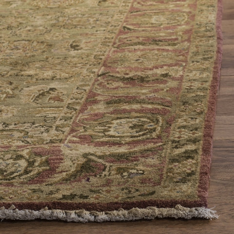 Safavieh Old World OW115 Light Green / Rust Area Rug