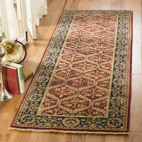 Safavieh Old World OW119 Red / Navy Area Rug Room Scene Feature