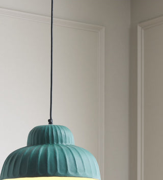 Safavieh Destryn PND3021A Green Lamp Room Scene On Feature