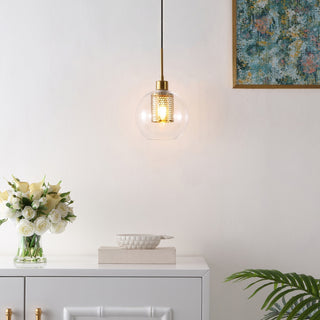 Safavieh Toronto PND4146A Clear / Brass Lamp Room Scene On Feature