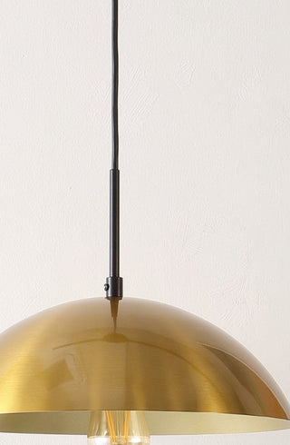 Safavieh Jorden PND4157A Brass / Black Lamp Room Scene Off Feature