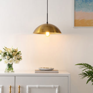 Safavieh Jorden PND4157A Brass / Black Lamp Room Scene On Feature