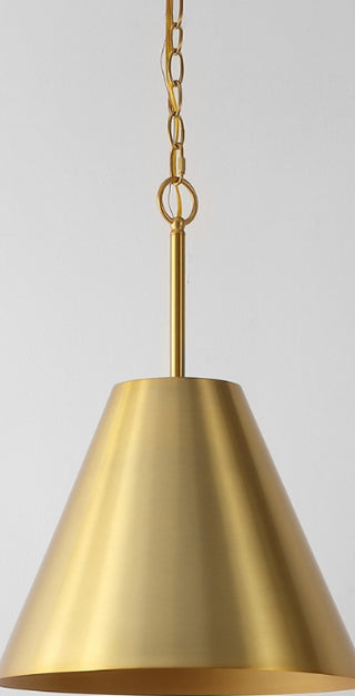 Safavieh Jenner PND4209B Brass Lamp Room Scene Off Feature