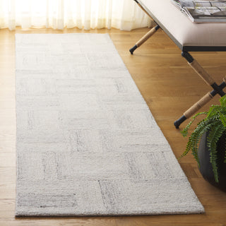 Safavieh Pine PNE201A Ivory / Grey Area Rug Room Scene