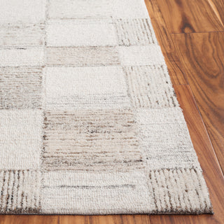 Safavieh Pine PNE202B Beige / Brown Area Rug Detail
