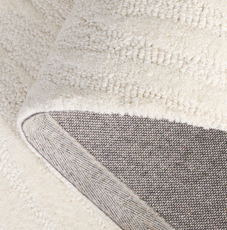 Safavieh Pine PNE203A Ivory Area Rug Fold