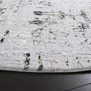 Safavieh Parker PRK100 Light Grey / Black Area Rug