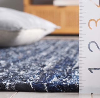 Safavieh Rag Rug RAR301N Navy / Black Area Detail