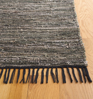 Safavieh Rag Rug RAR301Y Dark Green / Black Area Detail