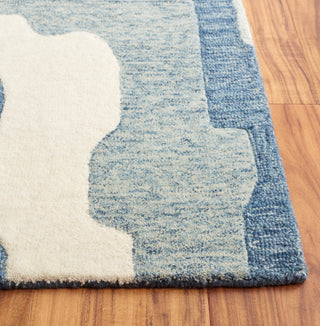 Safavieh Rodeo Drive RD406N Ivory / Navy Area Rug Detail