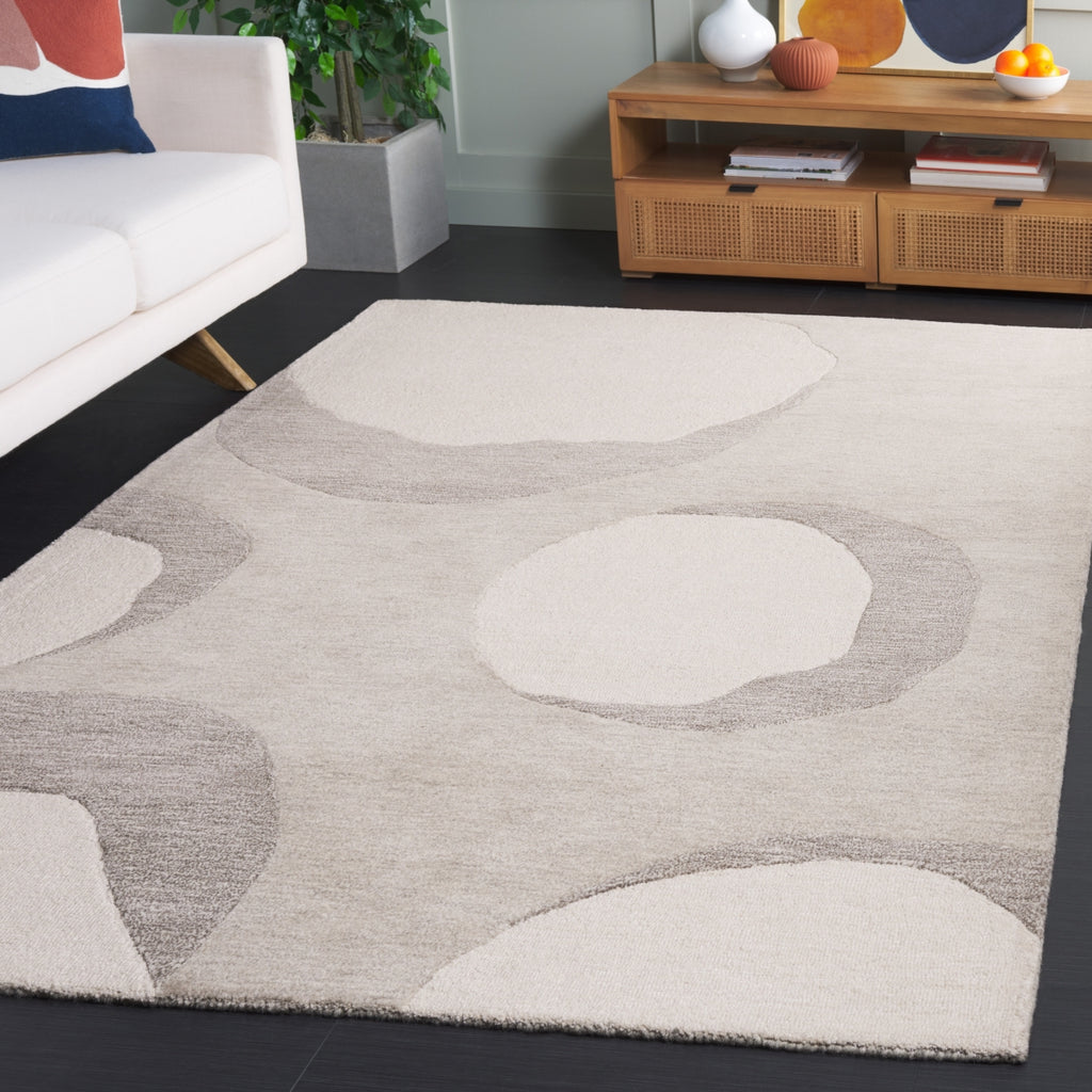 Safavieh Rodeo RD409F Ivory / Grey Area Rug Room Scene Feature