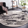 Safavieh Rodeo Drive RD858Z Ivory / Black Area Rug Room Scene