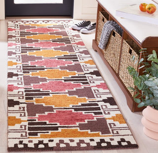 Safavieh Rodeo Drive RD913Z Black / Rust Area Rug Room Scene Feature