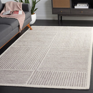 Safavieh Renewal RNW208F Grey / Ivory Area Rug Room Scene Feature
