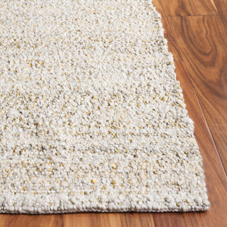 Safavieh Renewal RNW601D Beige / Gold Area Rug Detail