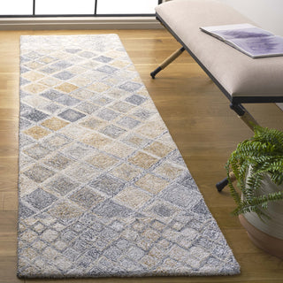 Safavieh Renewal RNW802B Beige / Grey Area Rug Room Scene Feature