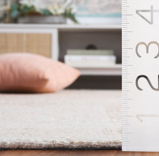 Safavieh Sahara SAH201A Natural / Ivory Area Rug Detail