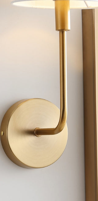 Safavieh Jaxson SCN4014A Brass Lamp Room Scene On Feature