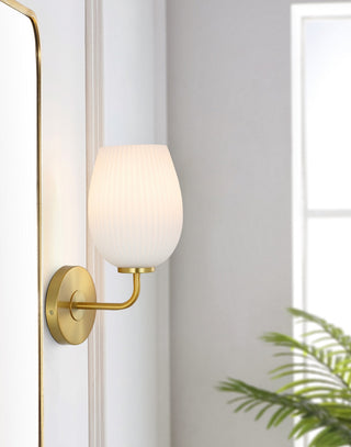 Safavieh Idina SCN4072A Brass / White Lamp Room Scene On Feature