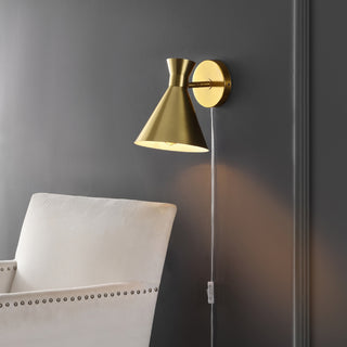 Safavieh Jordie SCN4143B Brass Lamp Room Scene On Feature