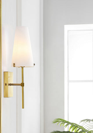 Safavieh Nanda SCN4144B Brass Lamp Room Scene On Feature