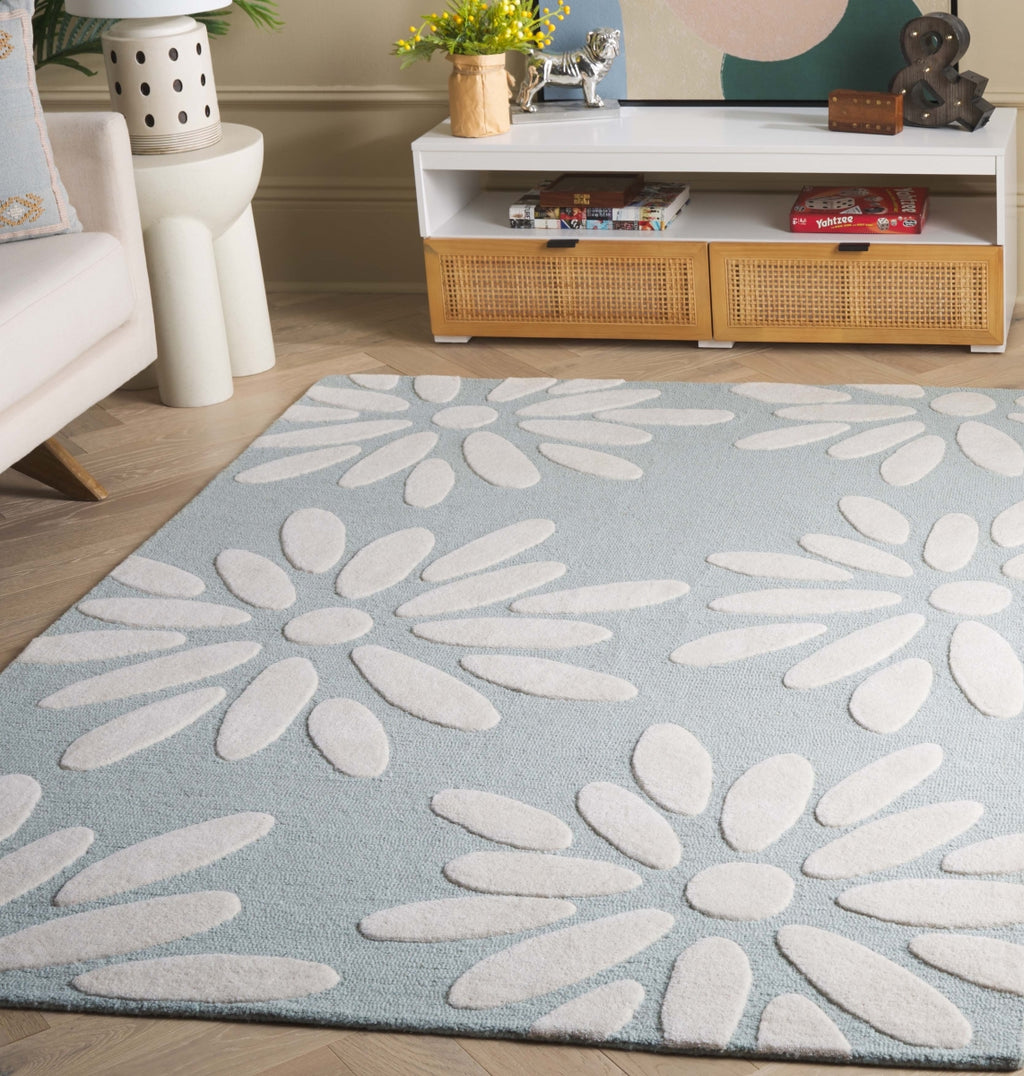 Safavieh Kids SFK914J Teal / Ivory Area Rug Room Scene Feature