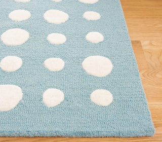 Safavieh Kids SFK926M Blue / Ivory Area Rug Detail