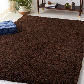 Safavieh Santa Monica Shag SGN725-2727 Brown Area Rug Room Scene Feature