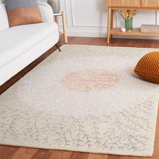 Safavieh Soho SOH257B Beige / Grey Area Rug Room Scene