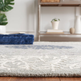 Safavieh Soho SOH257F Grey / Ivory Area Rug Detail