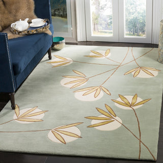 Safavieh Soho Soh328 Light Blue/Green Area Rug Room Scene Feature