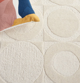 Safavieh Soho SOH625B Beige / Ivory Area Rug Detail