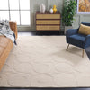 Safavieh Soho SOH625B Beige / Ivory Area Rug Room Scene Feature