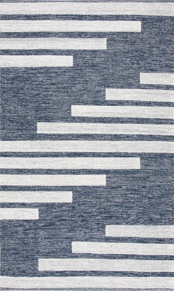 Safavieh Striped Kilim STK514N Navy / Ivory Area Rug main image