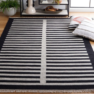 Safavieh Striped Kilim STK806B Beige / Black Area Rug Room Scene