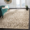 Safavieh Nepalese SZK271 Cream / Deep Taupe Area Rug Room Scene Feature