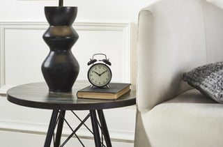 Safavieh Noella TBL2003A Black Lamp Room Scene On Feature