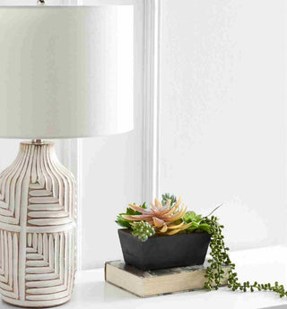 Safavieh Dione TBL2006A Ivory Lamp main image